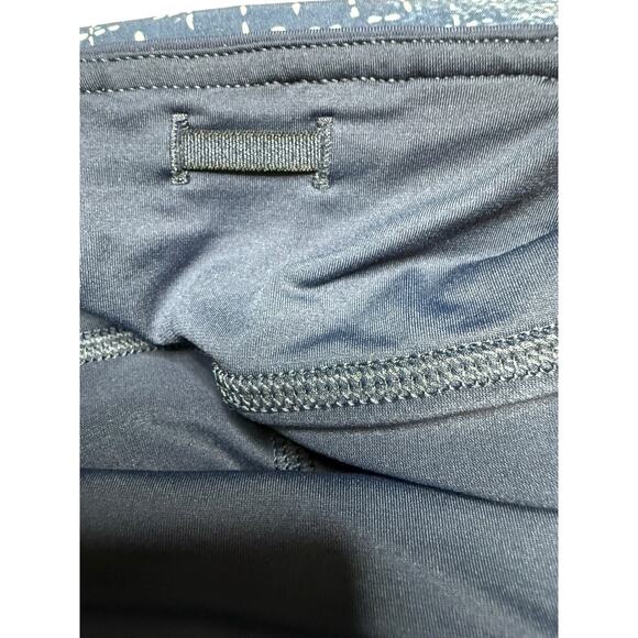 Lululemon Pace Setter Skirt/Skort  Exploded Sashiko Cross Inkwell Ghost  Size 4 - Picture 9 of 11